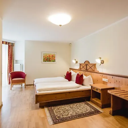 Bayrischer Löwe Hotel