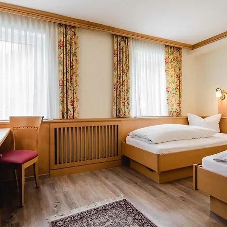 Bayrischer Loewe Hotel Osterhofen