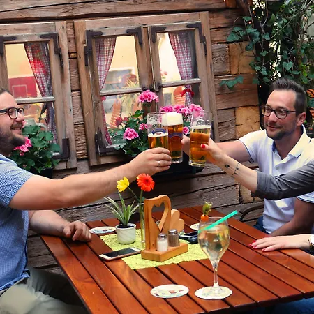Bayrischer Loewe Osterhofen