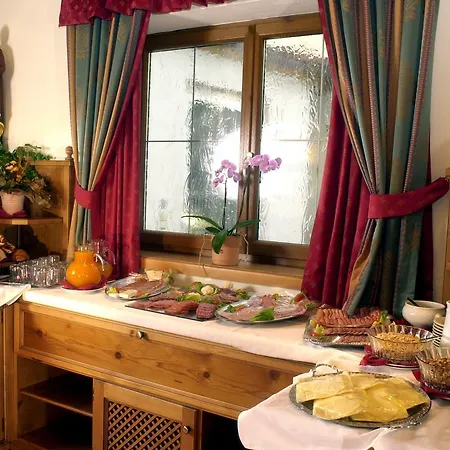 Bayrischer Löwe Hotel 3*