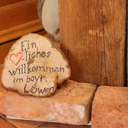 Bayrischer Löwe 3*