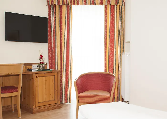 Hotel Bayrischer Loewe 3*