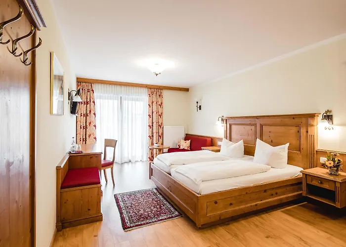 Hotel Bayrischer Loewe 3*
