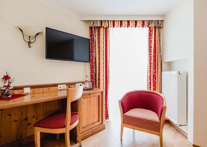 Hotel Bayrischer Loewe Osterhofen