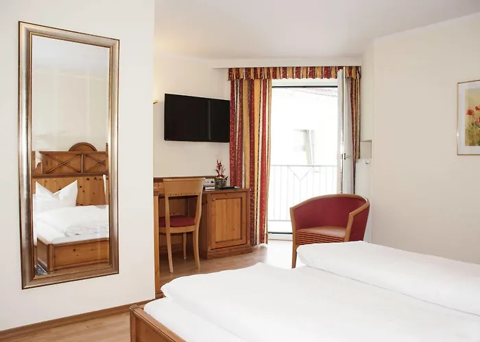 Hotel Bayrischer Loewe Osterhofen